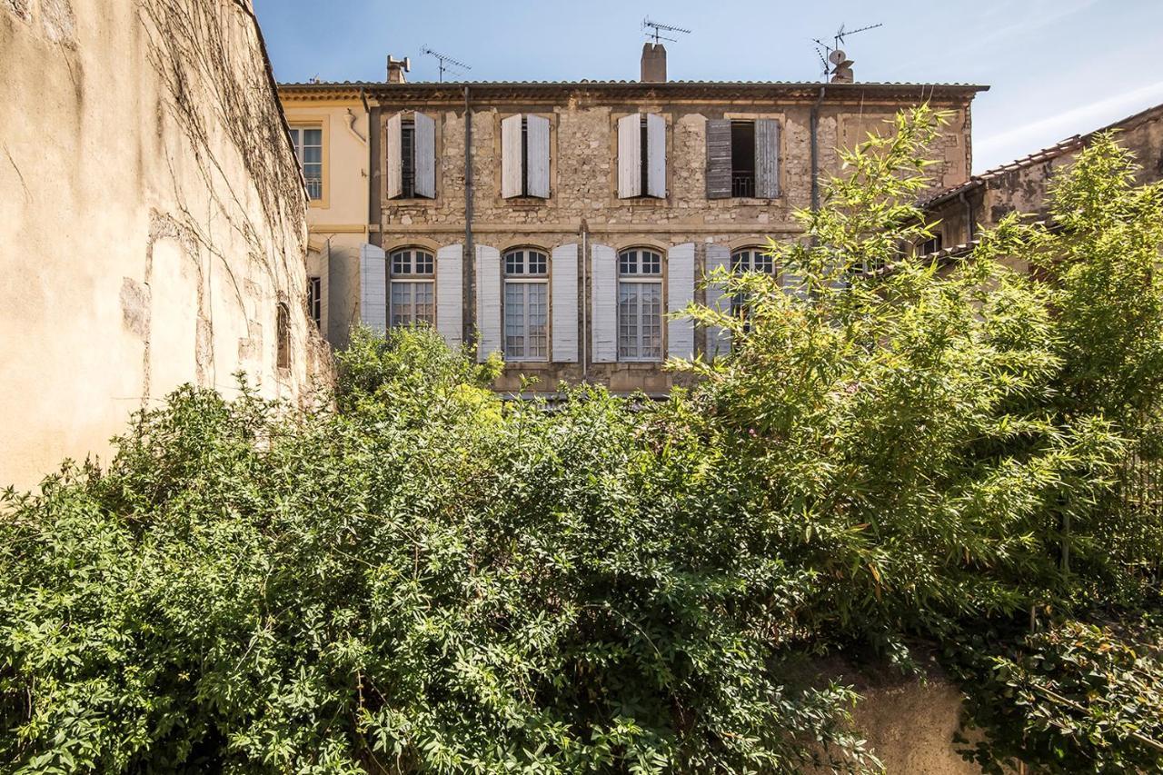 Arles Maison Petite Roquette Et Garage Экстерьер фото